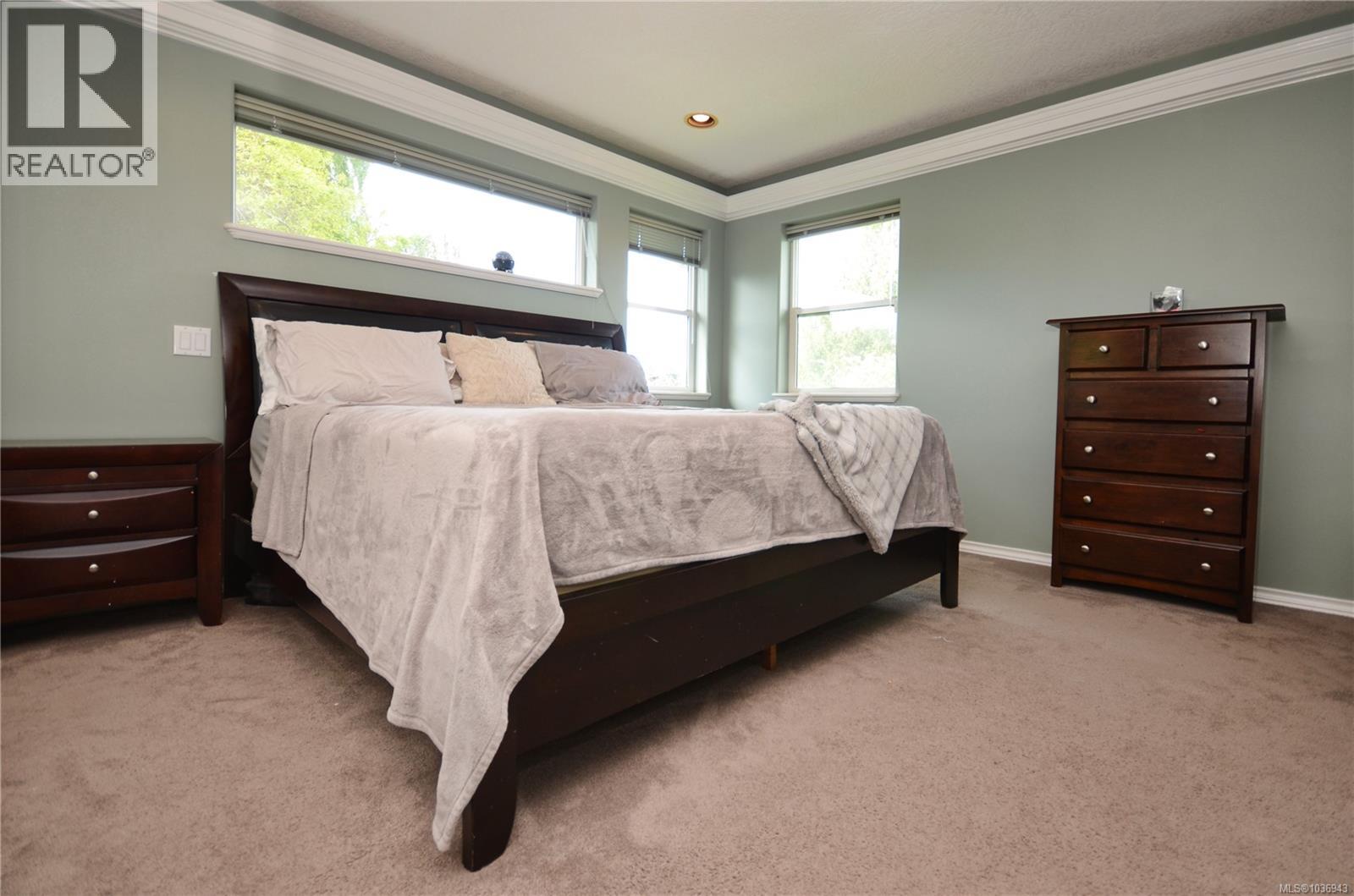 #B 1143 Greenwood Ave - 32