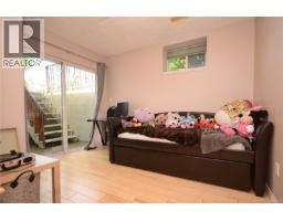 B 1143 Greenwood Ave, Esquimalt, BC V9A5K7 Photo 30