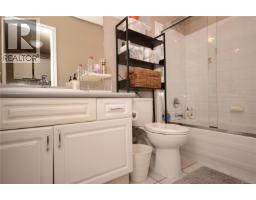 B 1143 Greenwood Ave, Esquimalt, BC V9A5K7 Photo 24