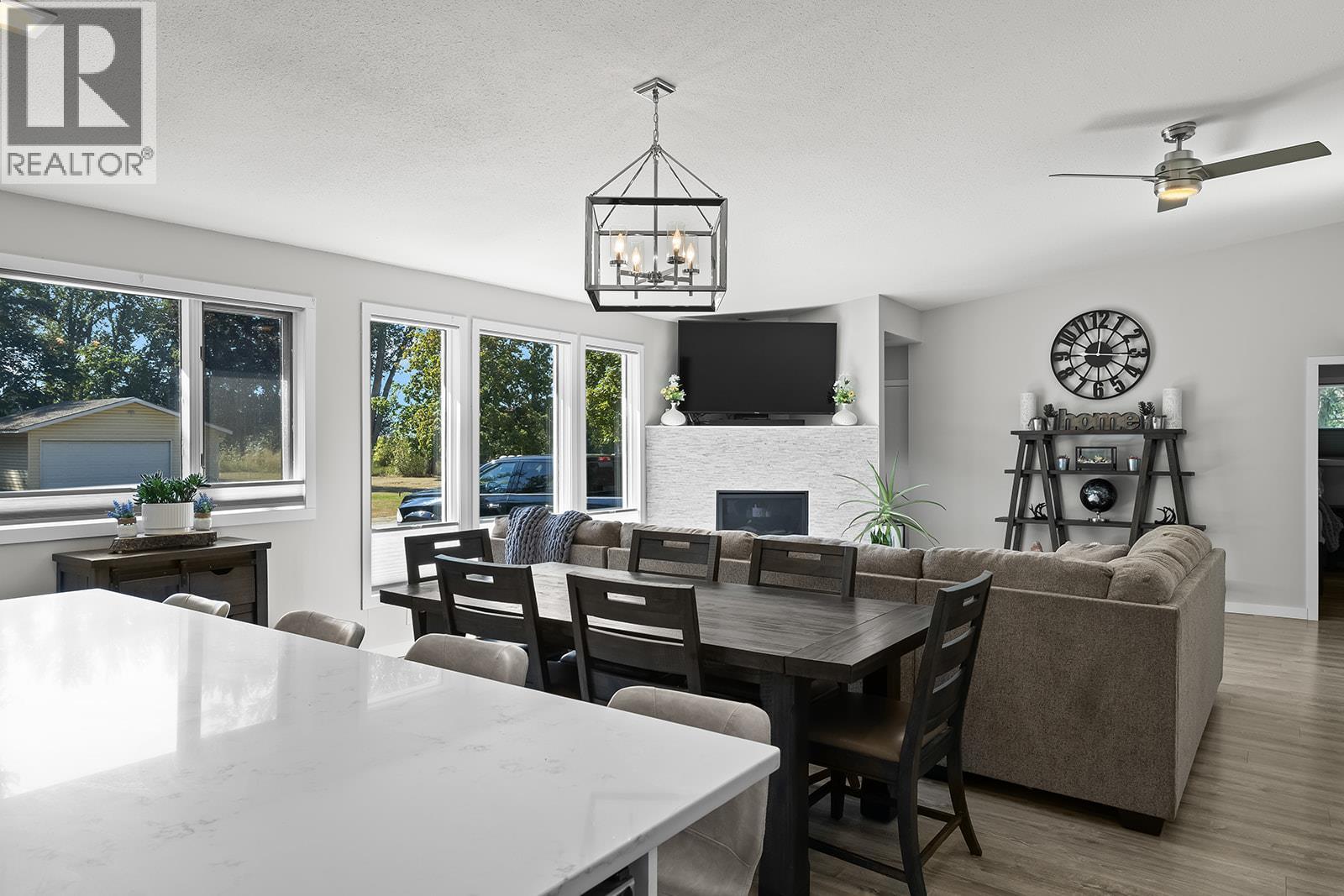  2239 Mayer Road, Kelowna