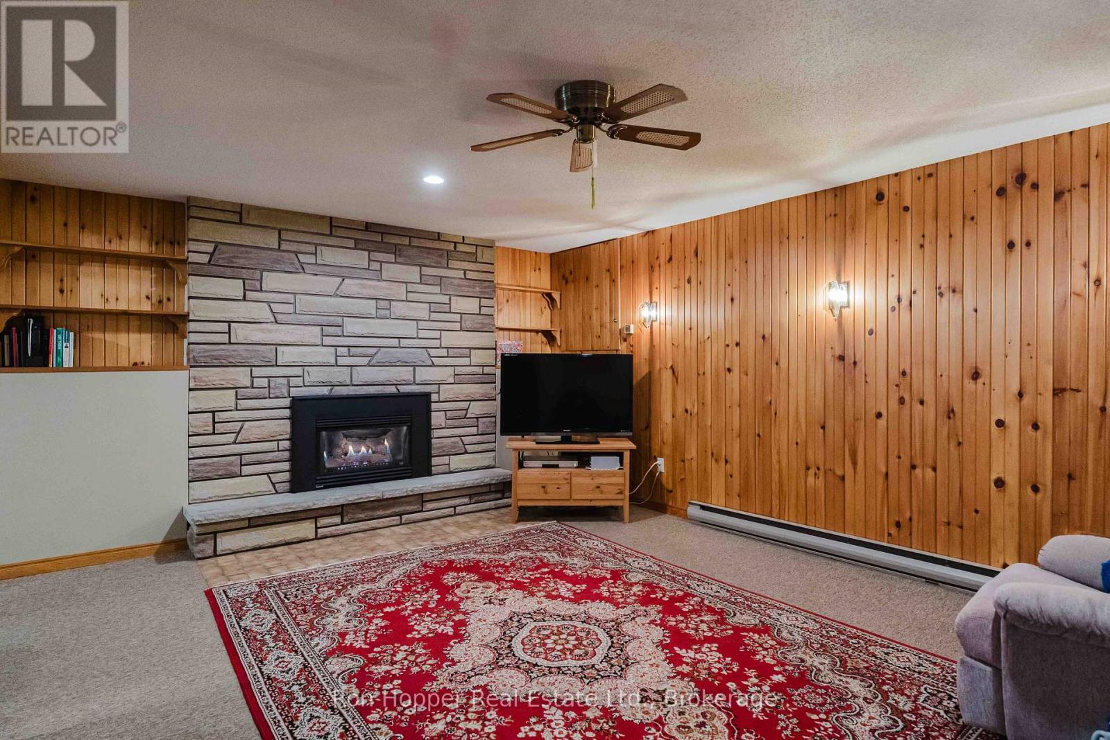 115 7TH AVENUE E - 24