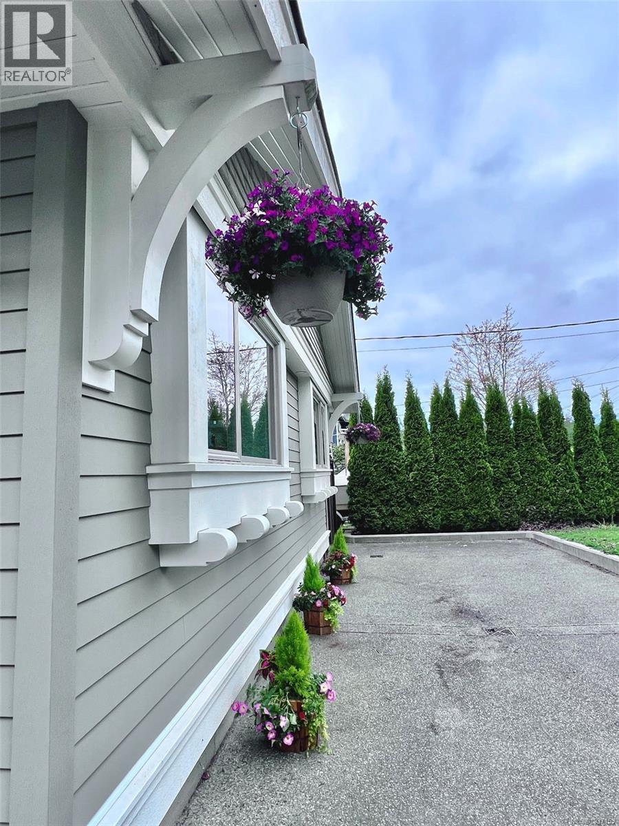 3130 Somerset St - 39