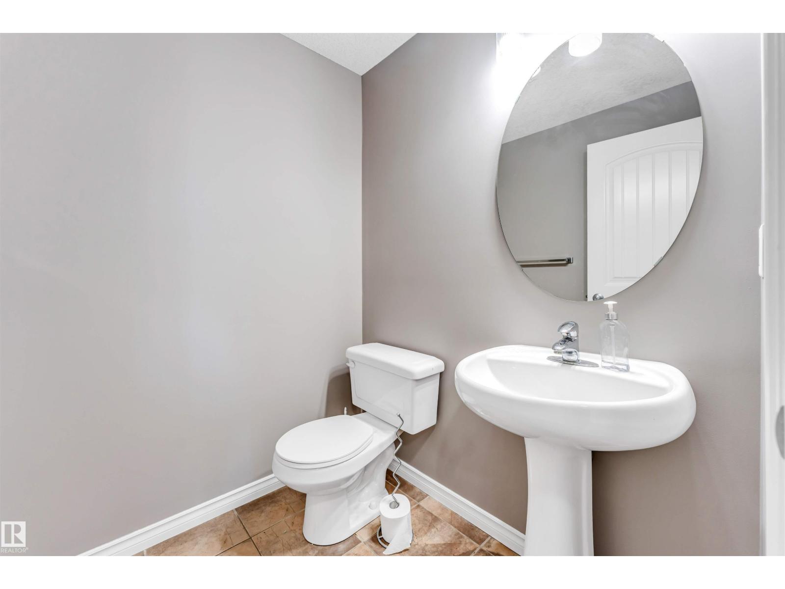2138 32B ST NW - 19