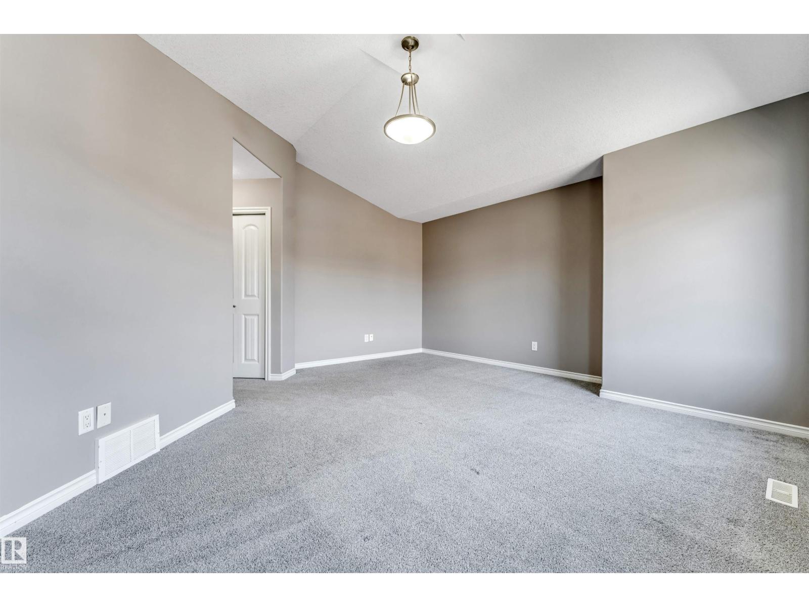 2138 32B ST NW - 44