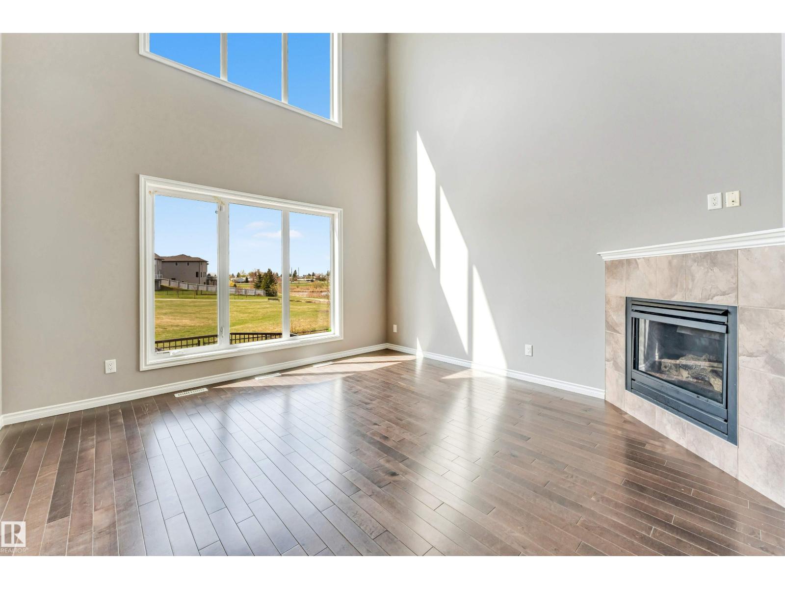 2138 32B ST NW - 32