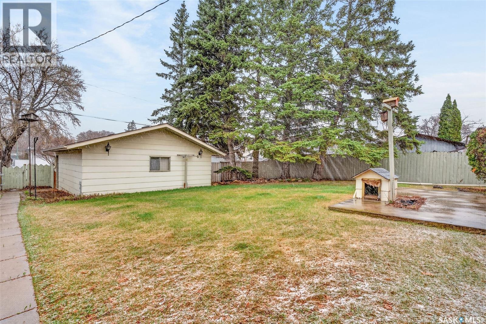 334 25th STREET W - 31