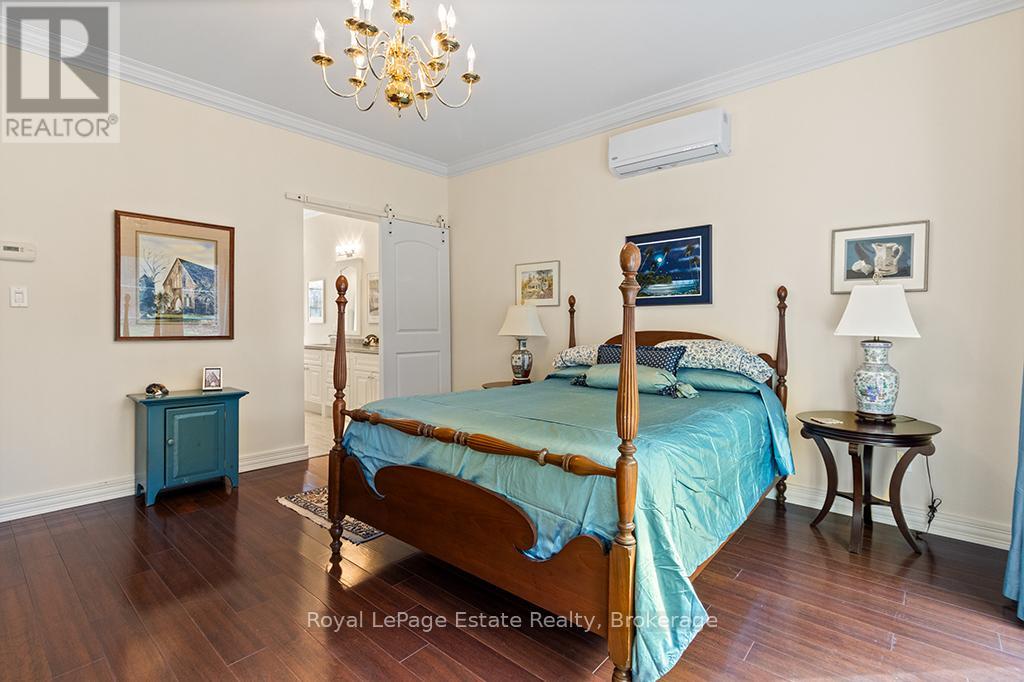 38 COPELAND CREEK DRIVE - 15