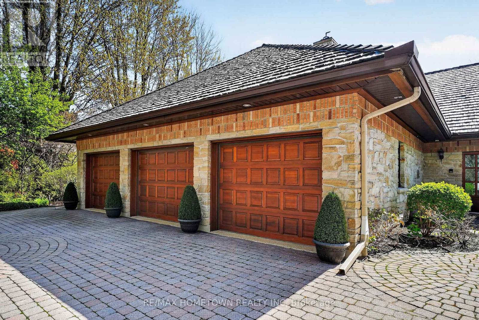 16024 LAKESIDE DRIVE - Image 45