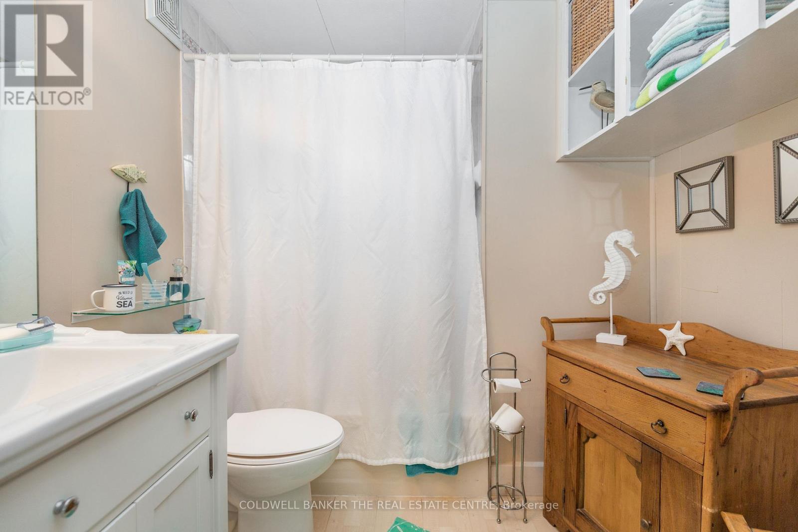 17 TREFOIL DRIVE - 20