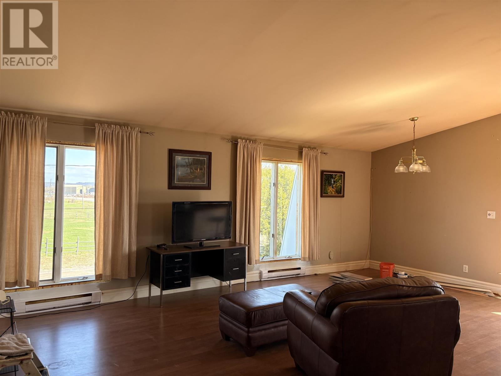 105 Melody DR, Echo Bay, Ontario, Ontario, P0S1C0 — Photo 2