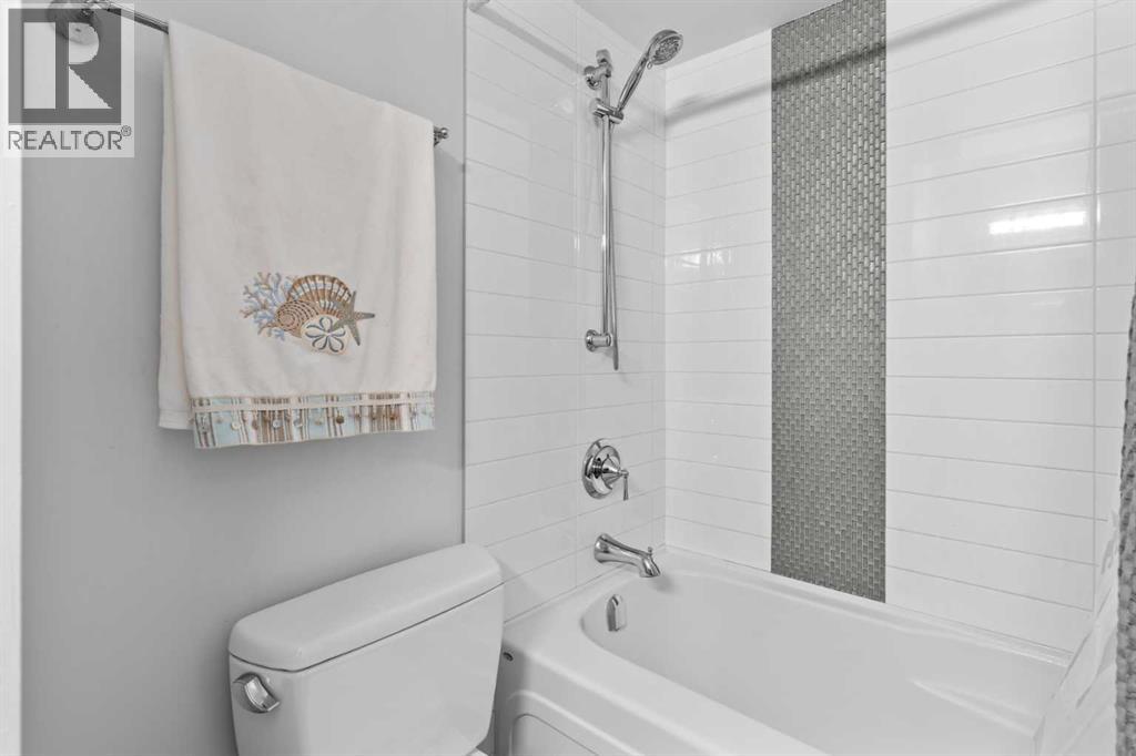 #102 333 2 Avenue NE - 25