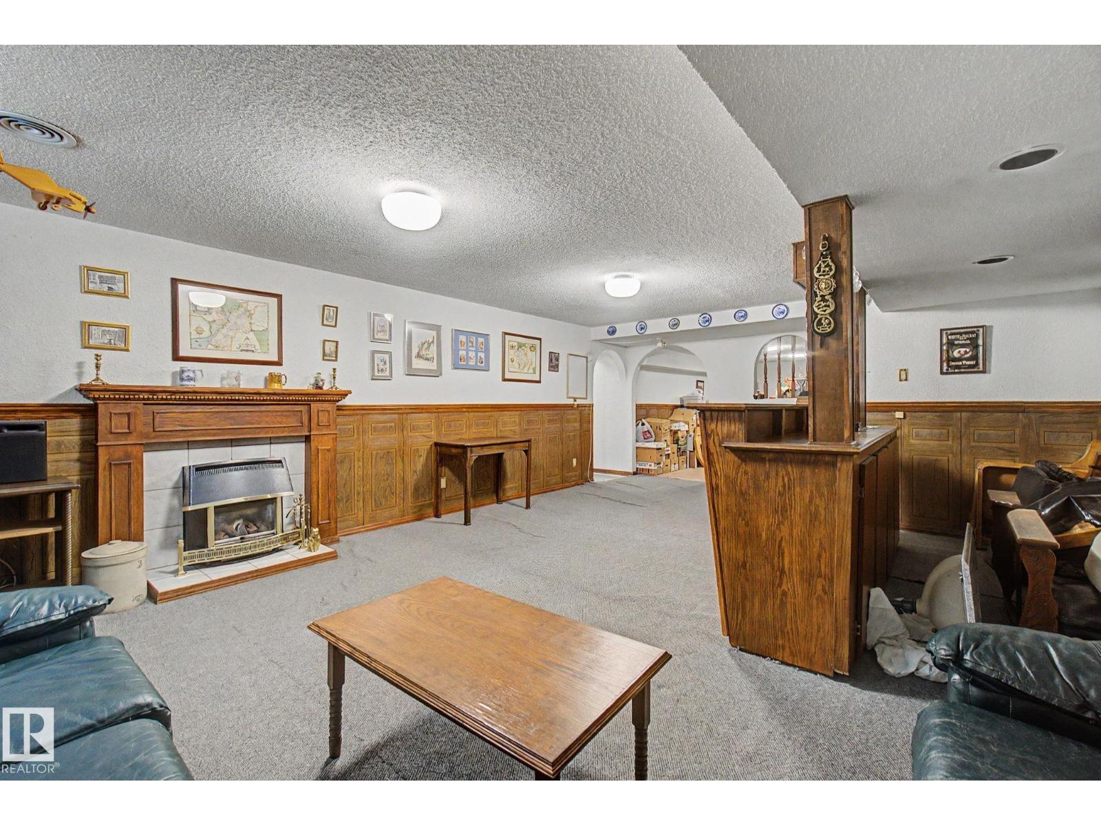 42 HAWKINS CR, Sherwood Park