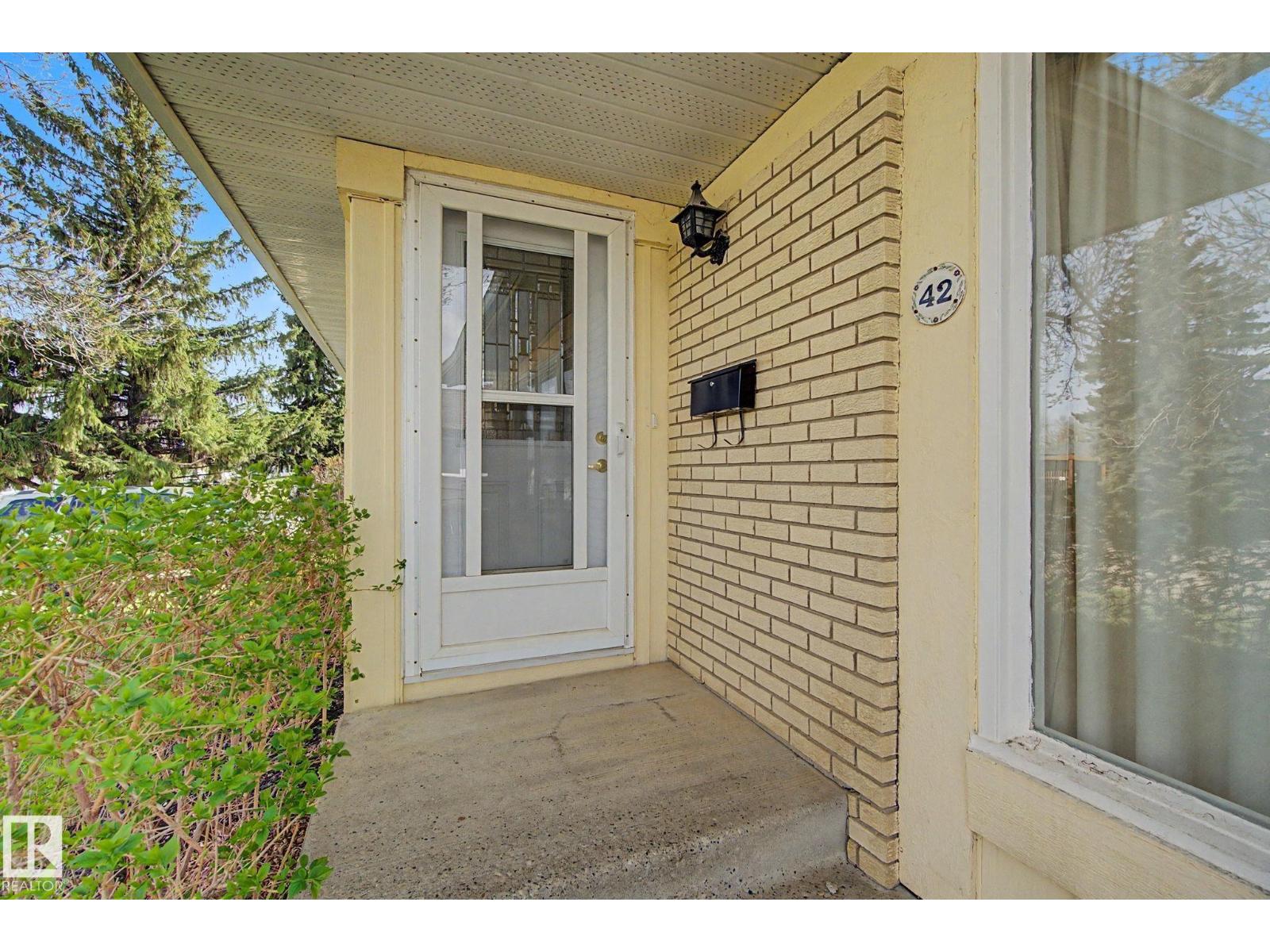 42 HAWKINS CR, Sherwood Park