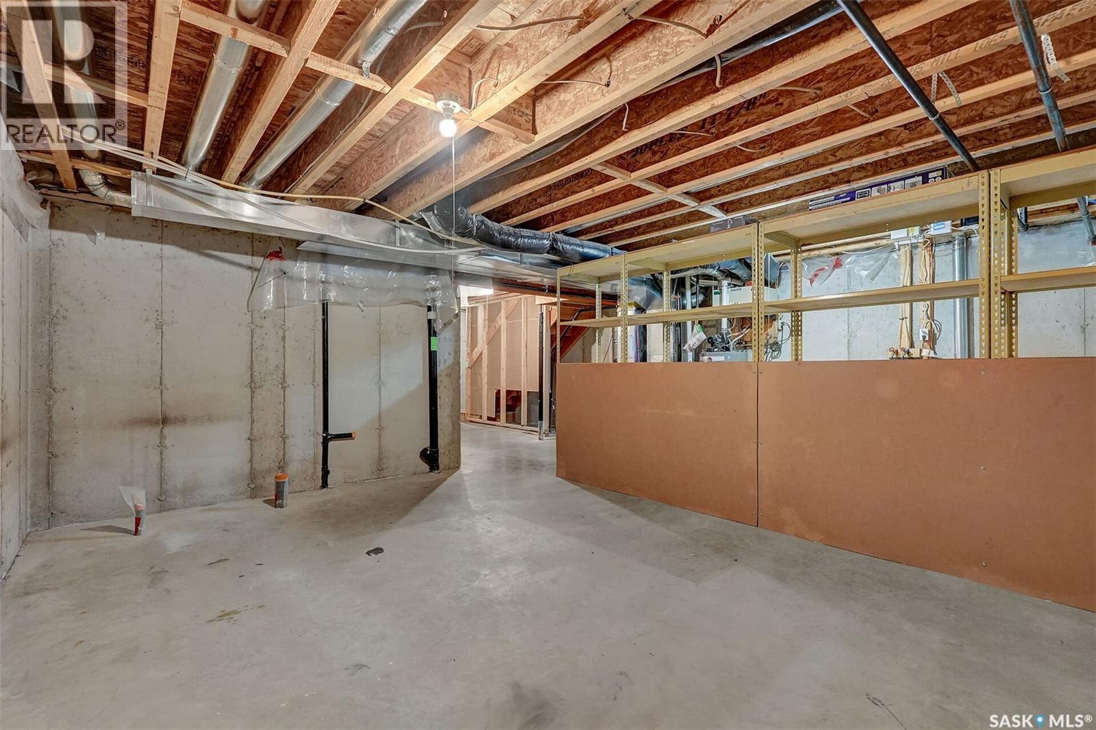 #23 4101 Preston CRESCENT - 24