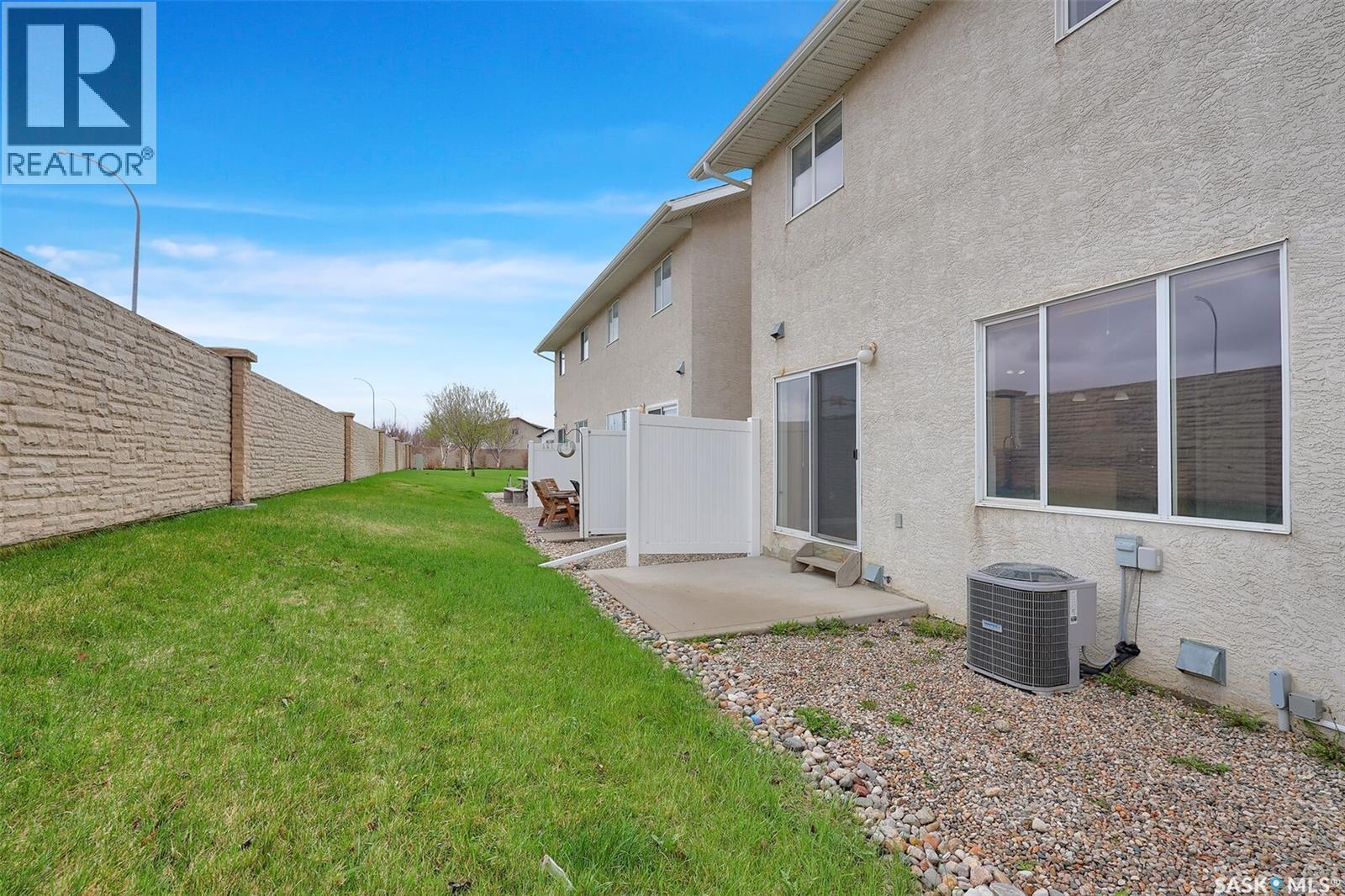 #23 4101 Preston CRESCENT - 28