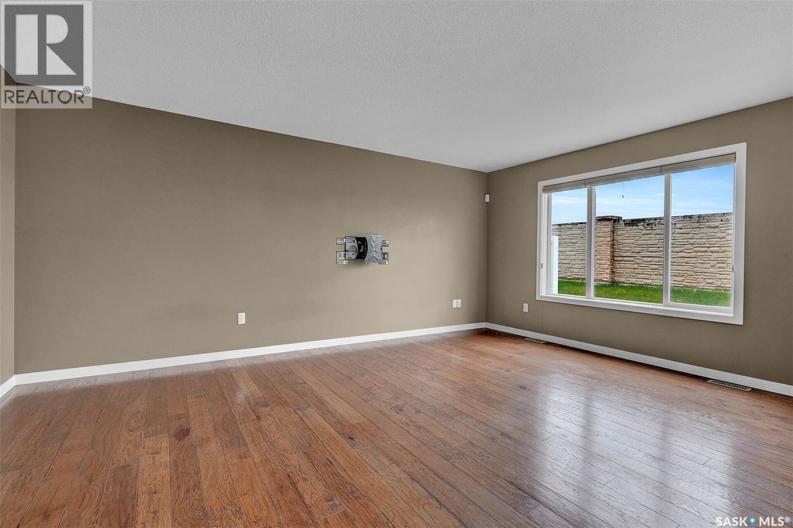 #23 4101 Preston CRESCENT - 4