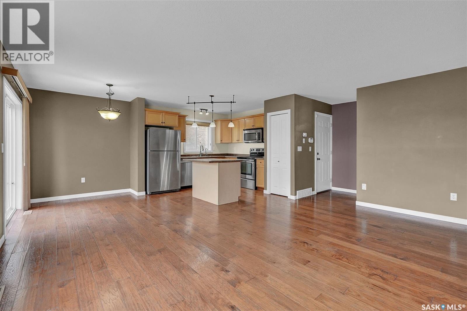 #23 4101 Preston CRESCENT - 6