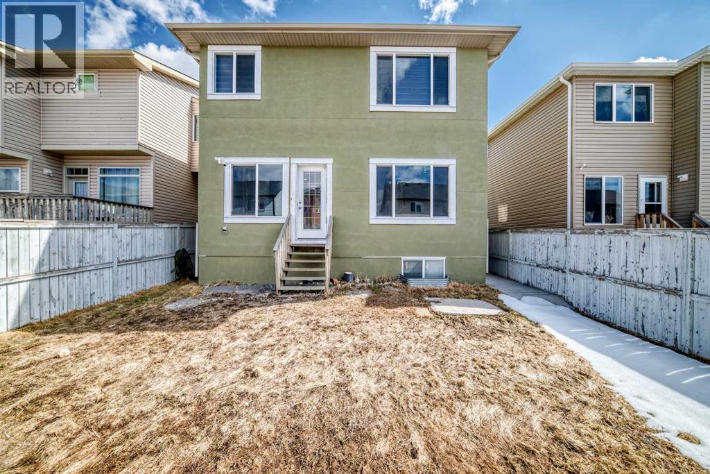 46 Saddlecrest Gardens NE - 48