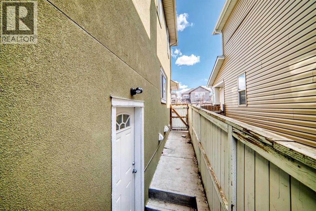 46 Saddlecrest Gardens NE - 49