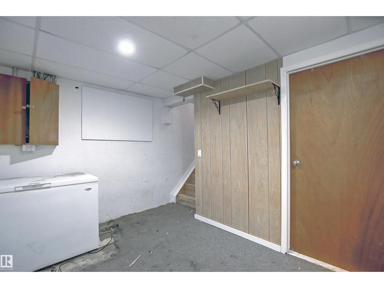 #11 14120 80 ST NW - 11