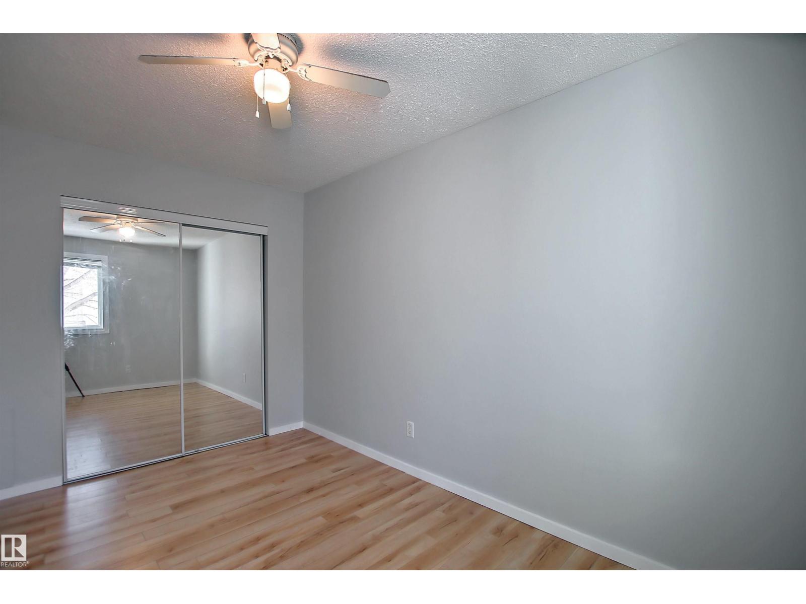 #11 14120 80 ST NW - 30