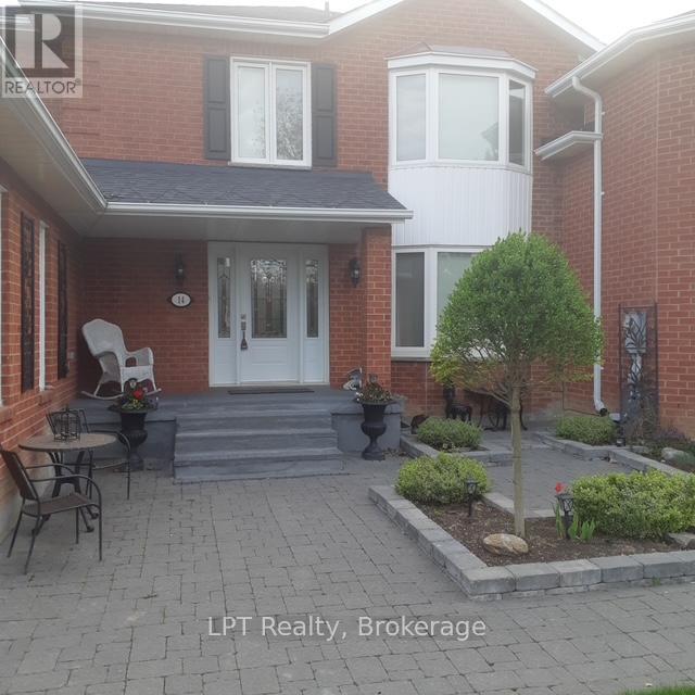 14 CHRISTIE CRESCENT - 34