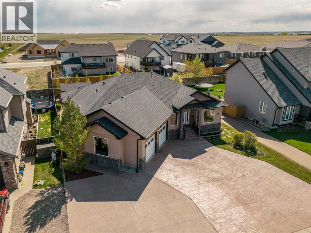 403 Centennial Avenue - 40