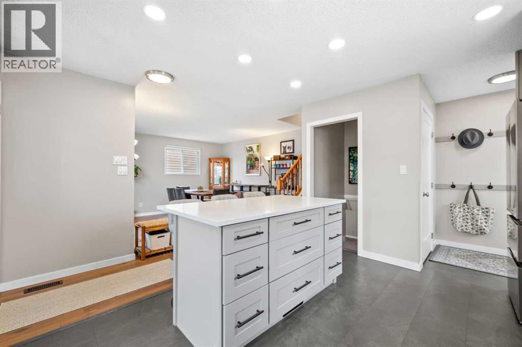 11 Deersaxon Circle SE - 12
