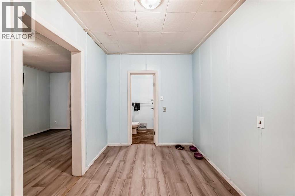 6437 19 Street SE - 20