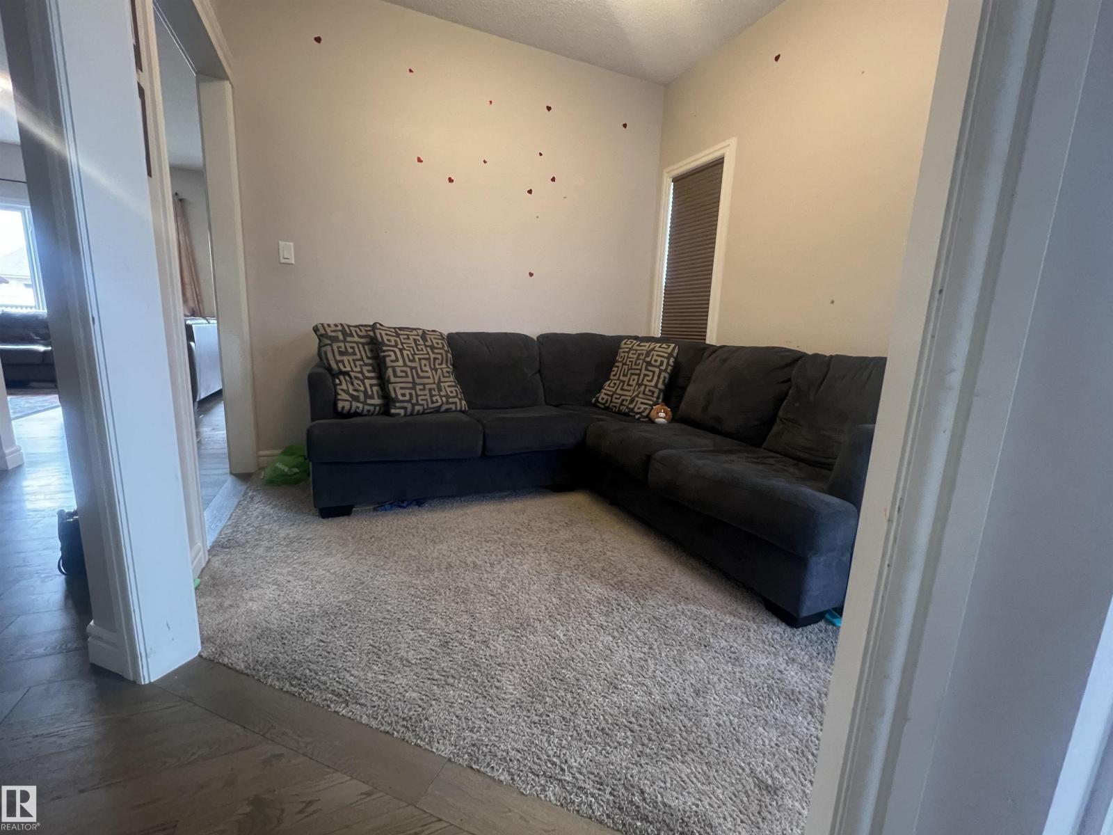 17432 120 ST NW - 8