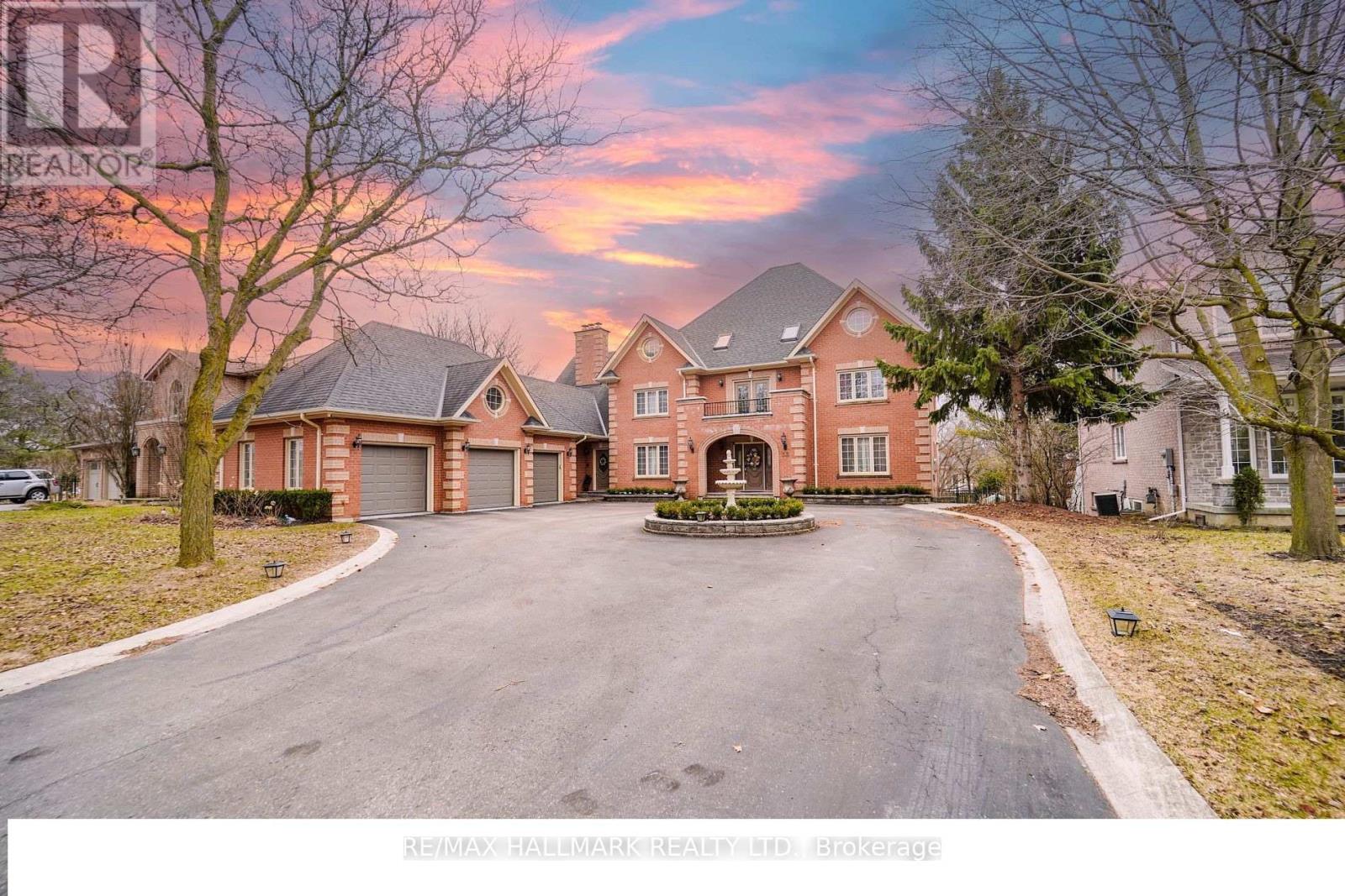 33 OATLANDS CRESCENT - 2