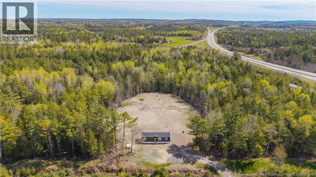 86 Hayman Avenue - 32