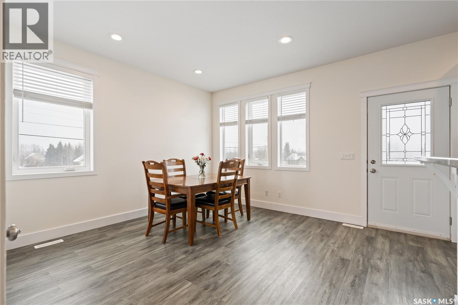 190 1st STREET W - 9