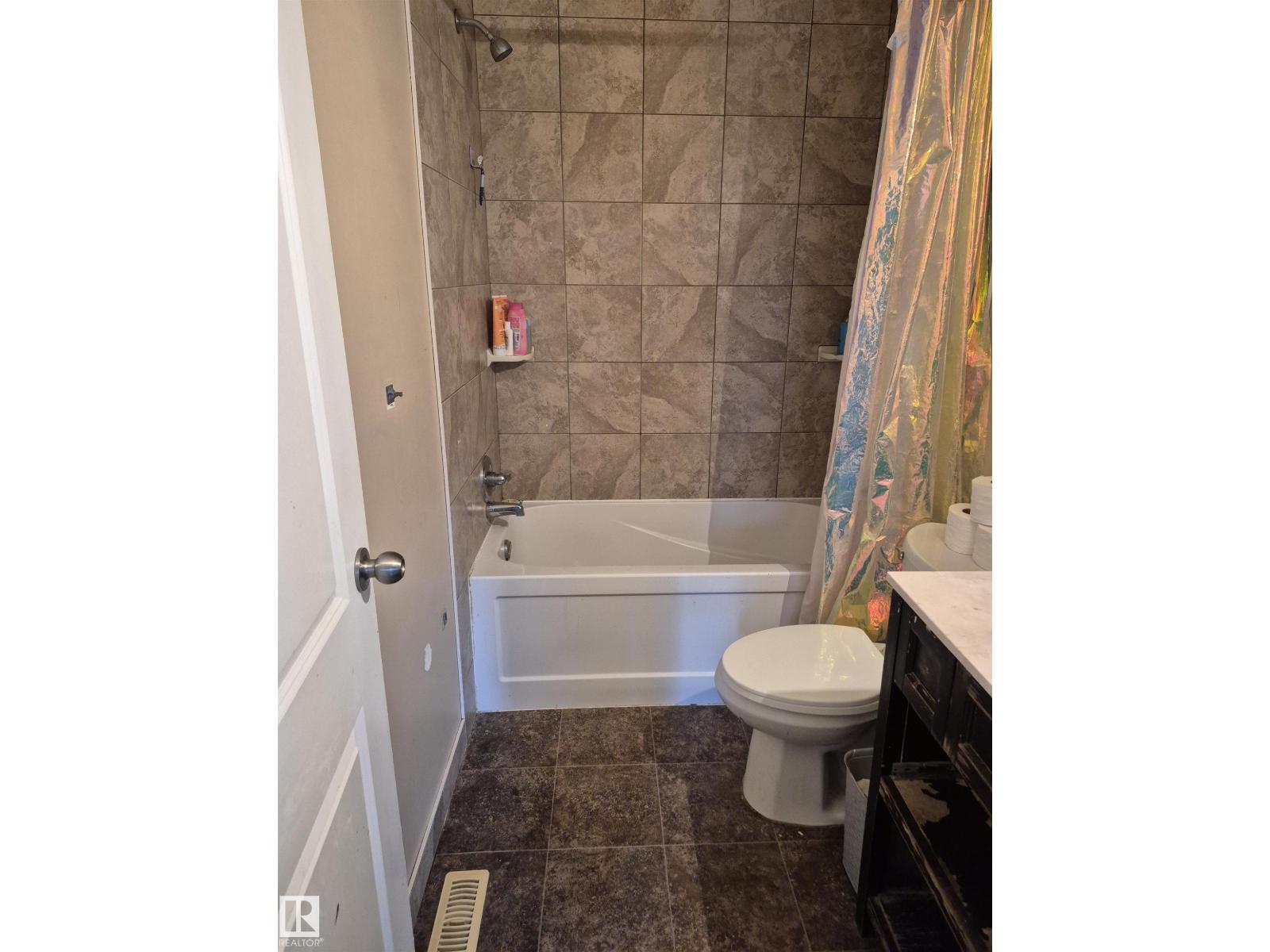 4 AMBERLY CT NW - 20