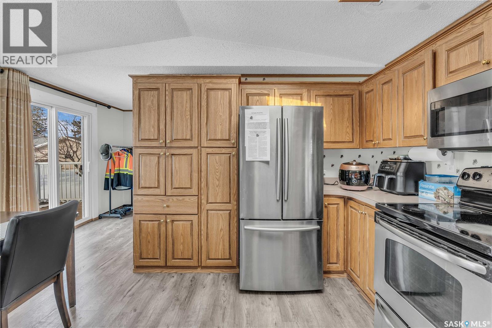 208 Tyvan STREET - 13