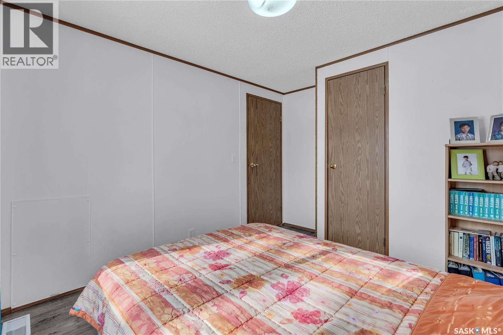 208 Tyvan STREET - 28