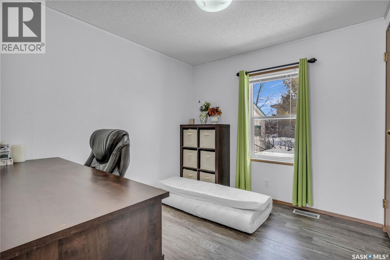 208 Tyvan STREET - 29