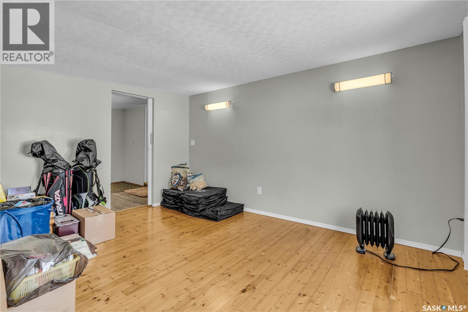 208 Tyvan STREET - 31