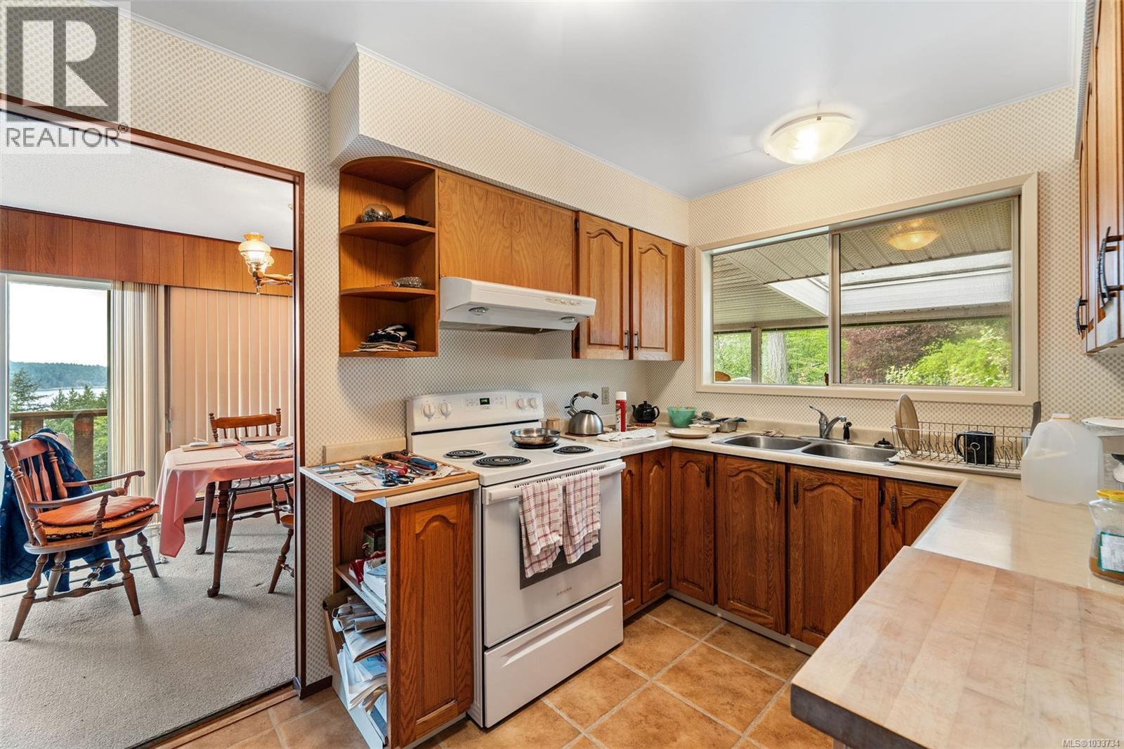 1357 Leask Rd - 15