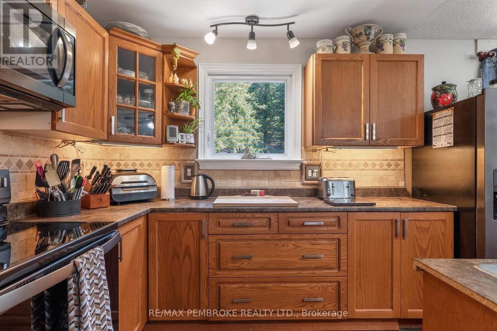 1346 STATION HILL ROAD - 14