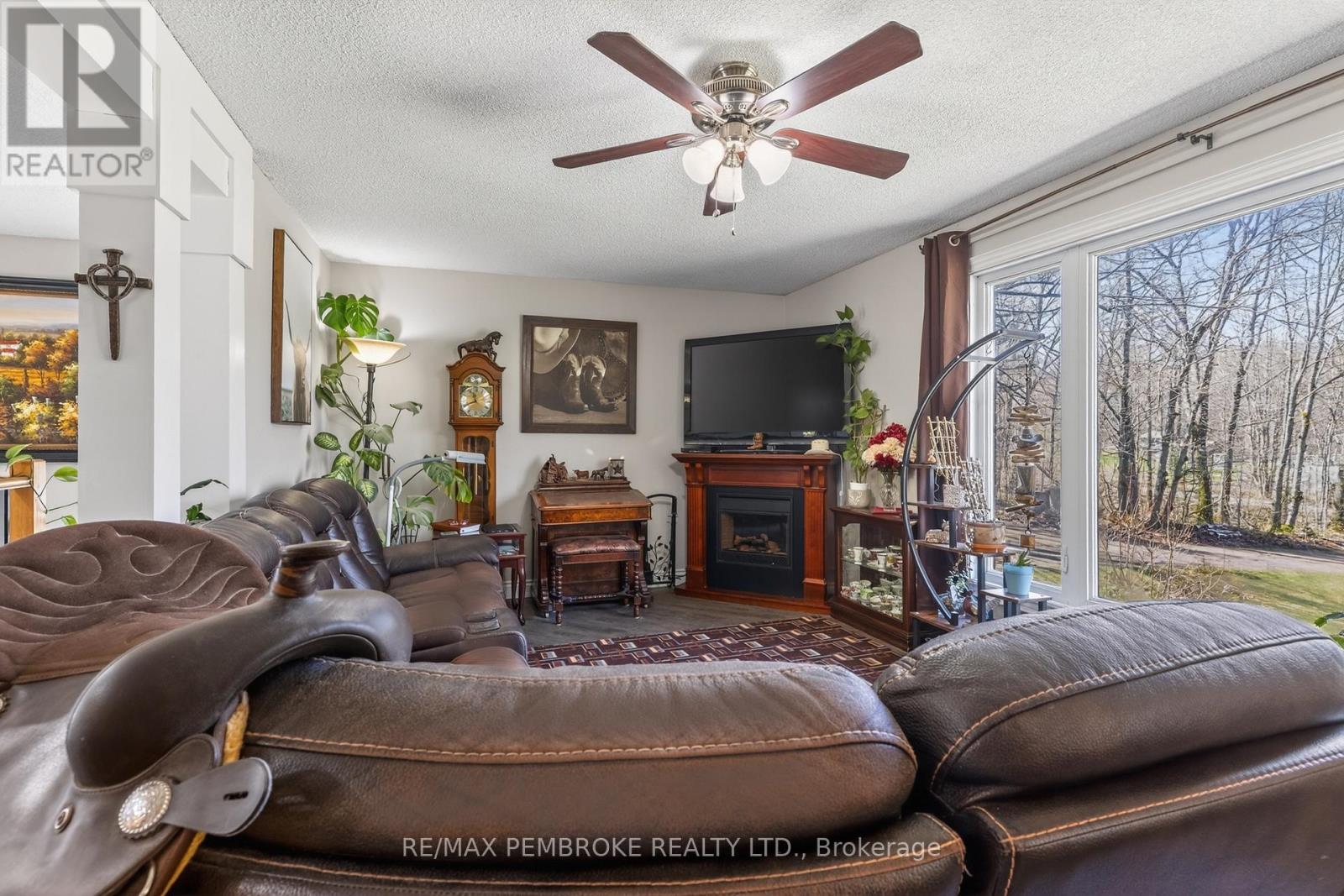 1346 STATION HILL ROAD - 22