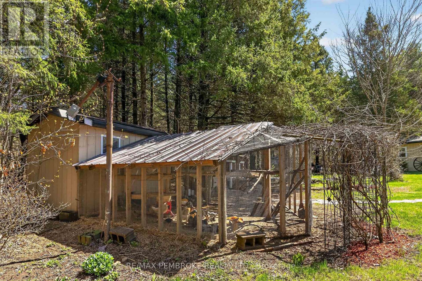 1346 STATION HILL ROAD - 46