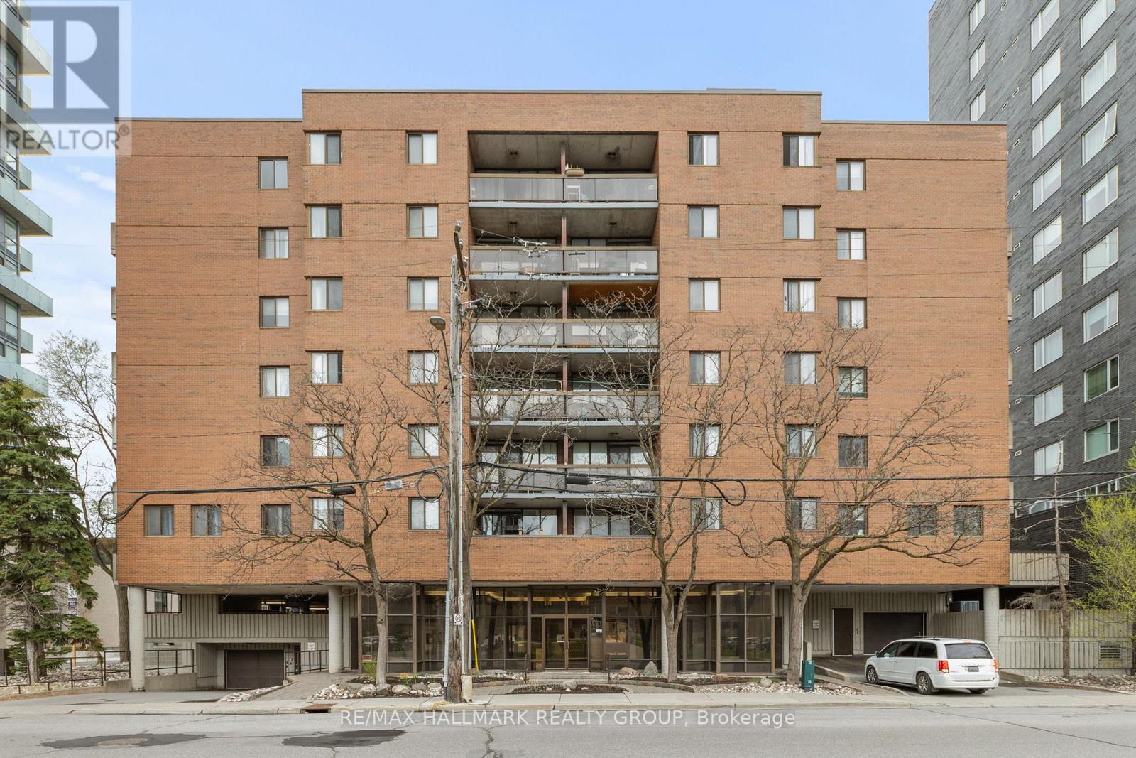 #308 191 PARKDALE AVENUE - 1