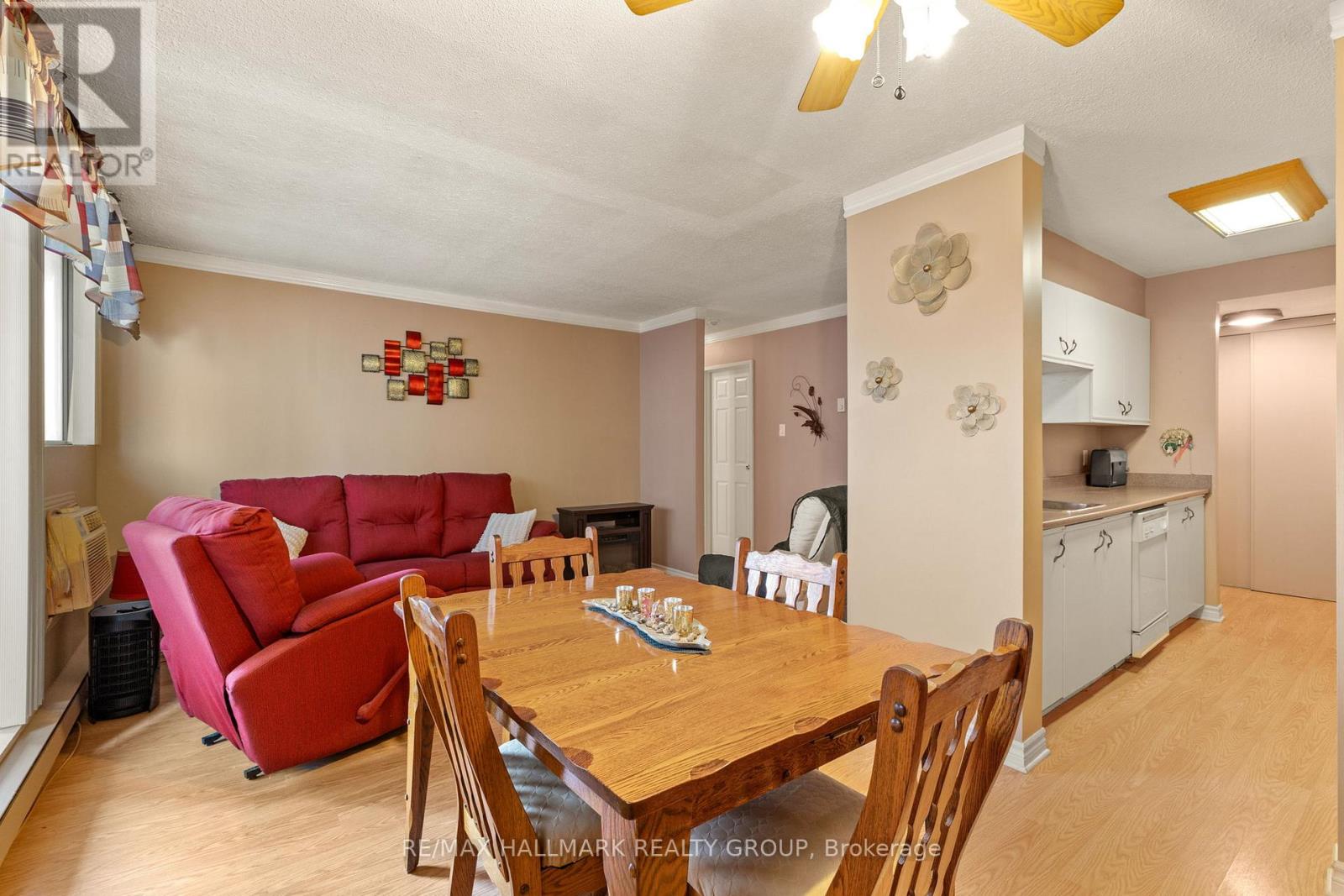 #308 191 PARKDALE AVENUE - 10