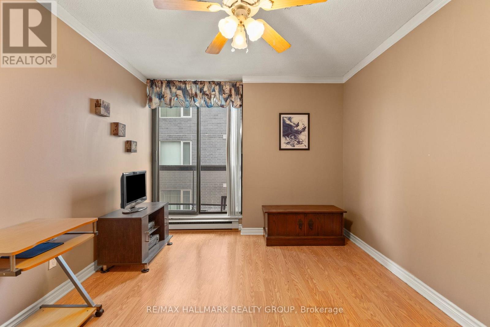 #308 191 PARKDALE AVENUE - 17