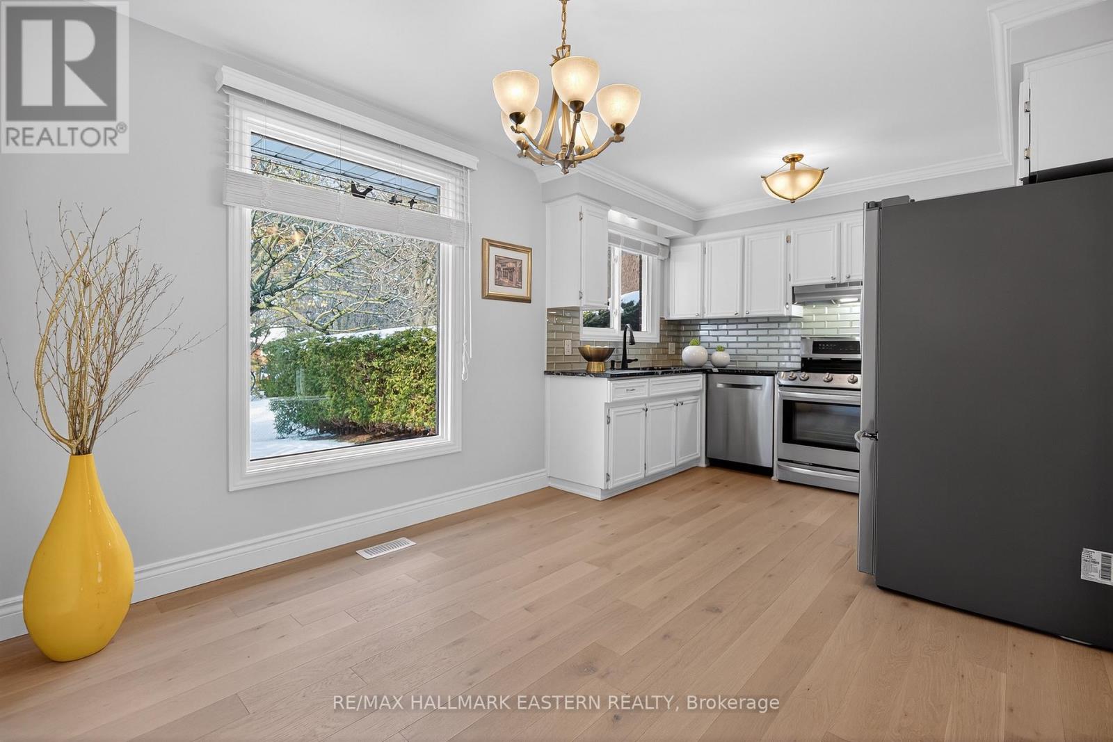 946 BEAUFORT COURT - 14