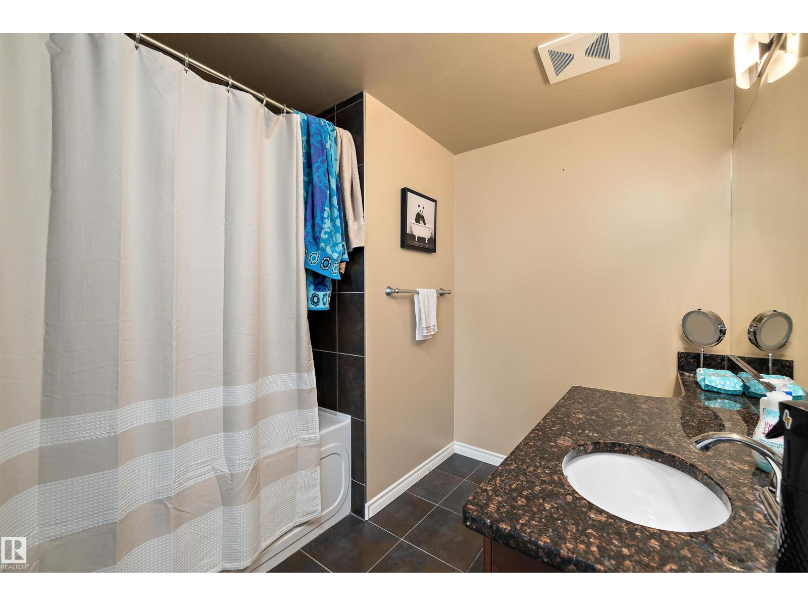 #904 9707 106 ST NW - 15