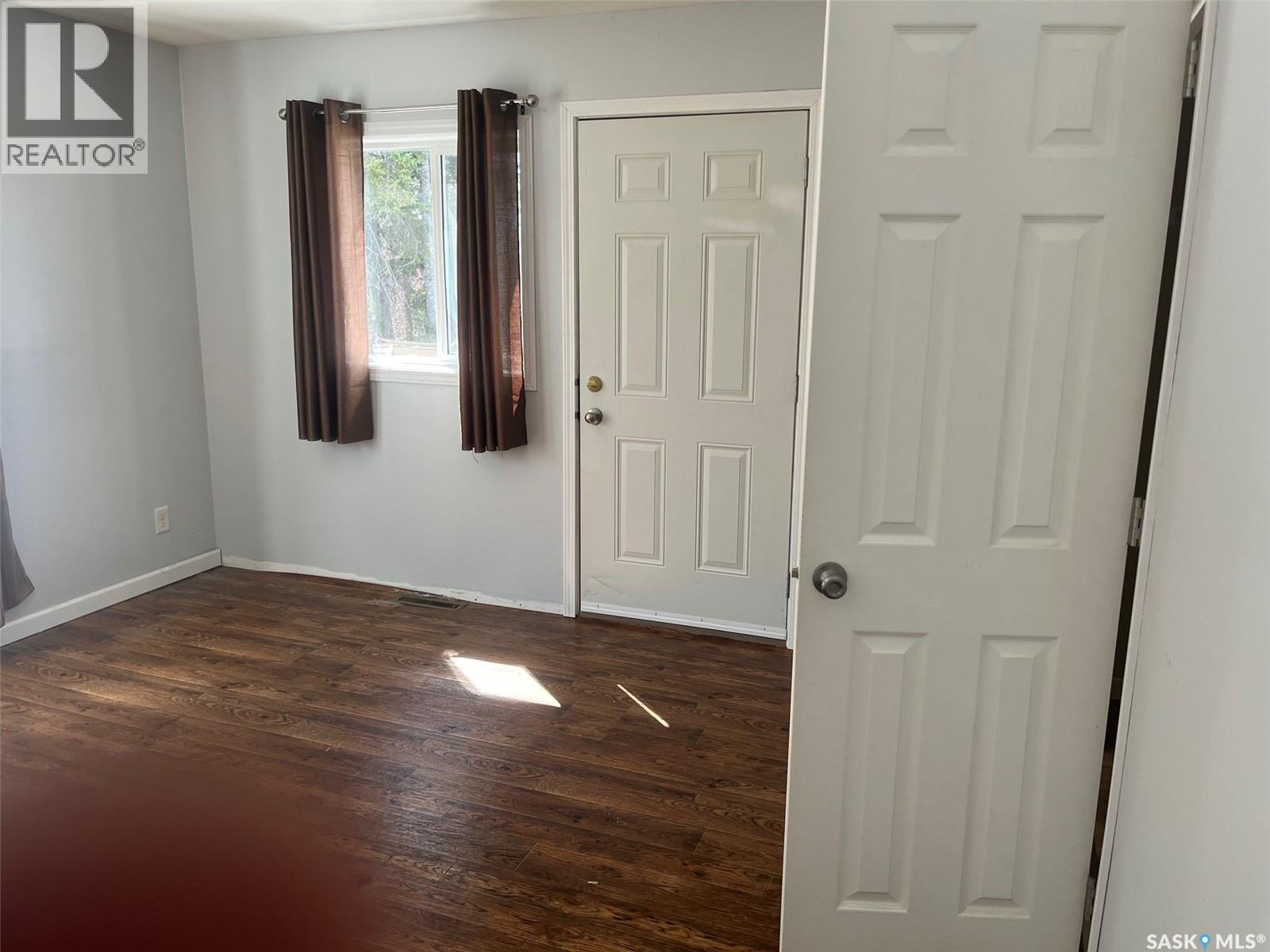 320 3RD AVENUE W - 18