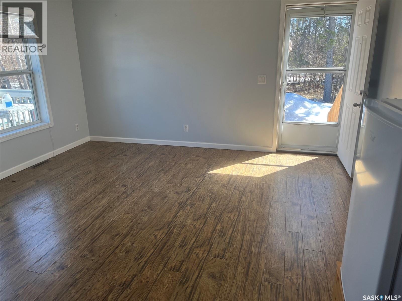 320 3RD AVENUE W - 5