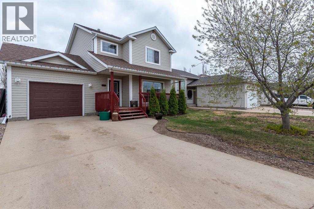 2305 51 Avenue - 1